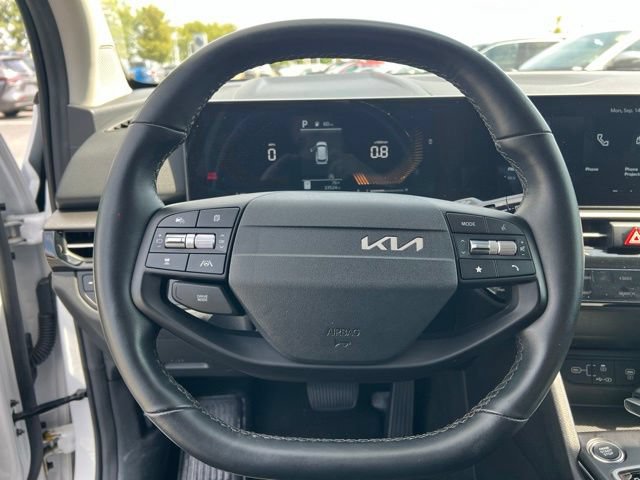 Used 2026 Kia Sportage LX FWD image 13