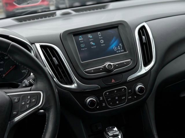 Used 2018 Chevrolet Equinox LT image 18