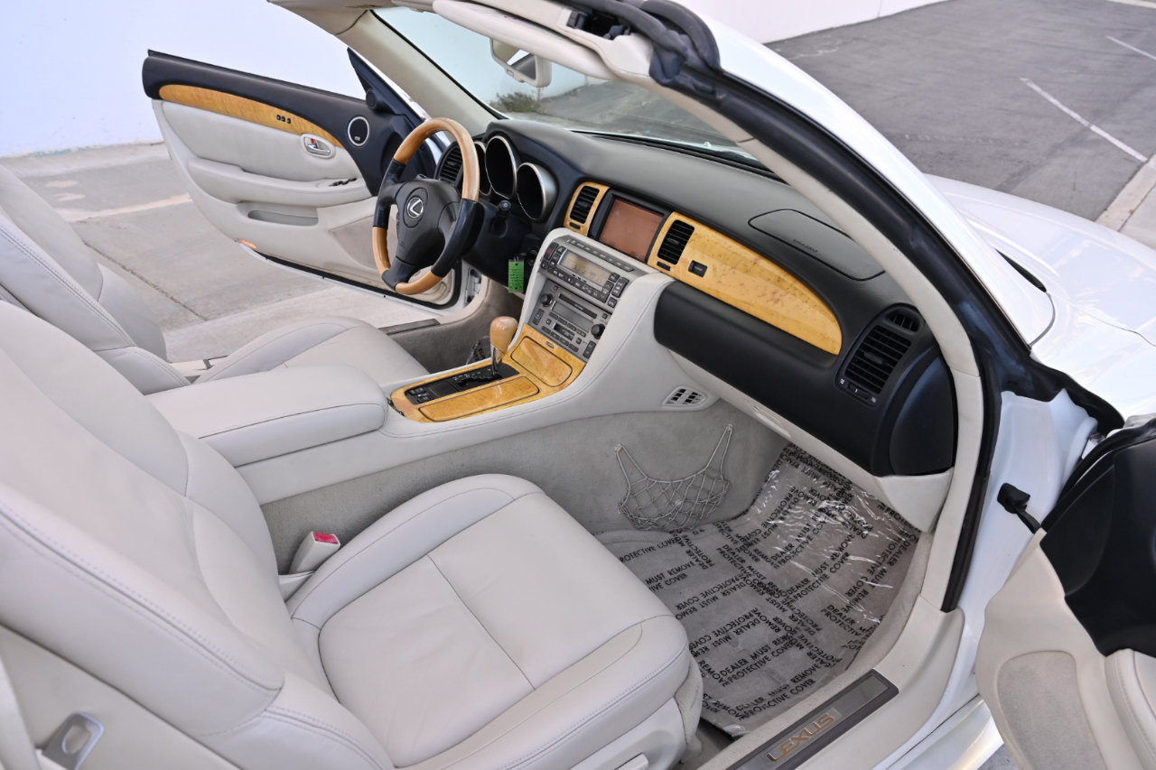 Used 2003 Lexus SC 430 Convertible RWD image 19