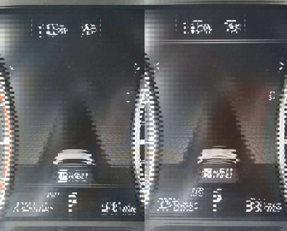 Used 2023 Nissan Rogue SV image 4