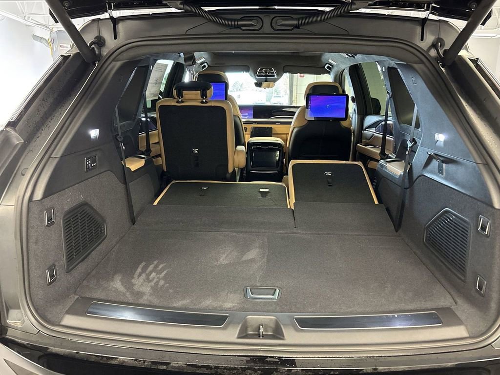 New 2025 Cadillac Escalade IQ Luxury 2 image 35