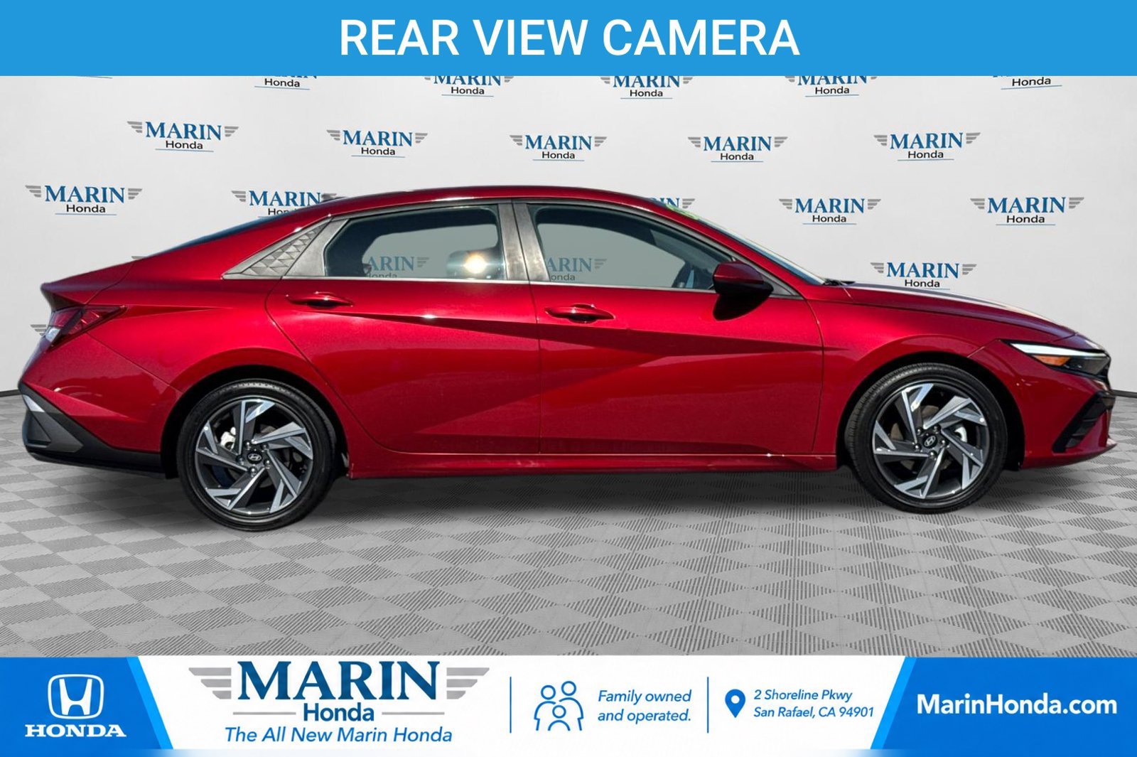 Used 2024 Hyundai Elantra SE FWD image 2