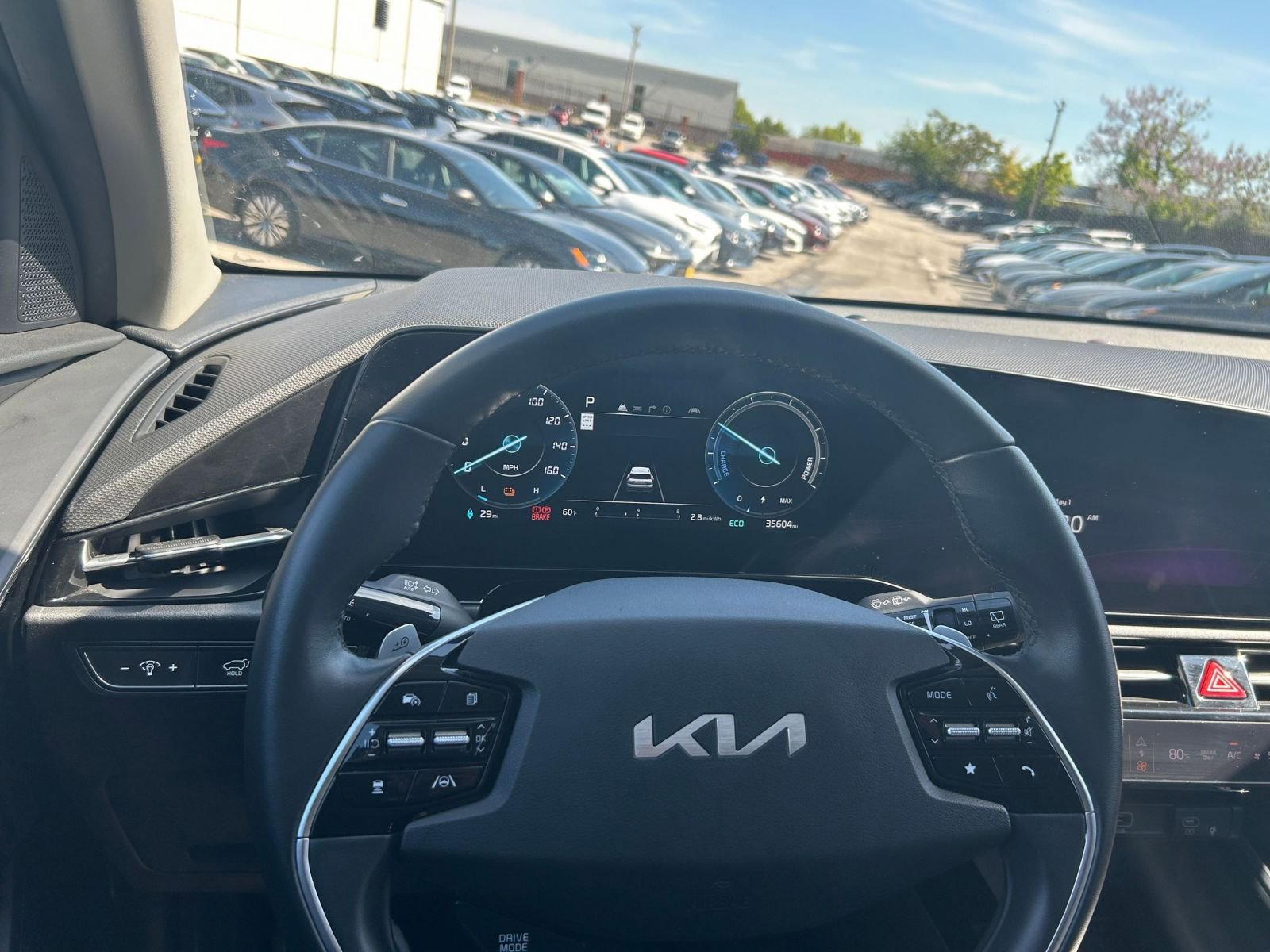 Used 2023 Kia Niro Wind FWD image 32