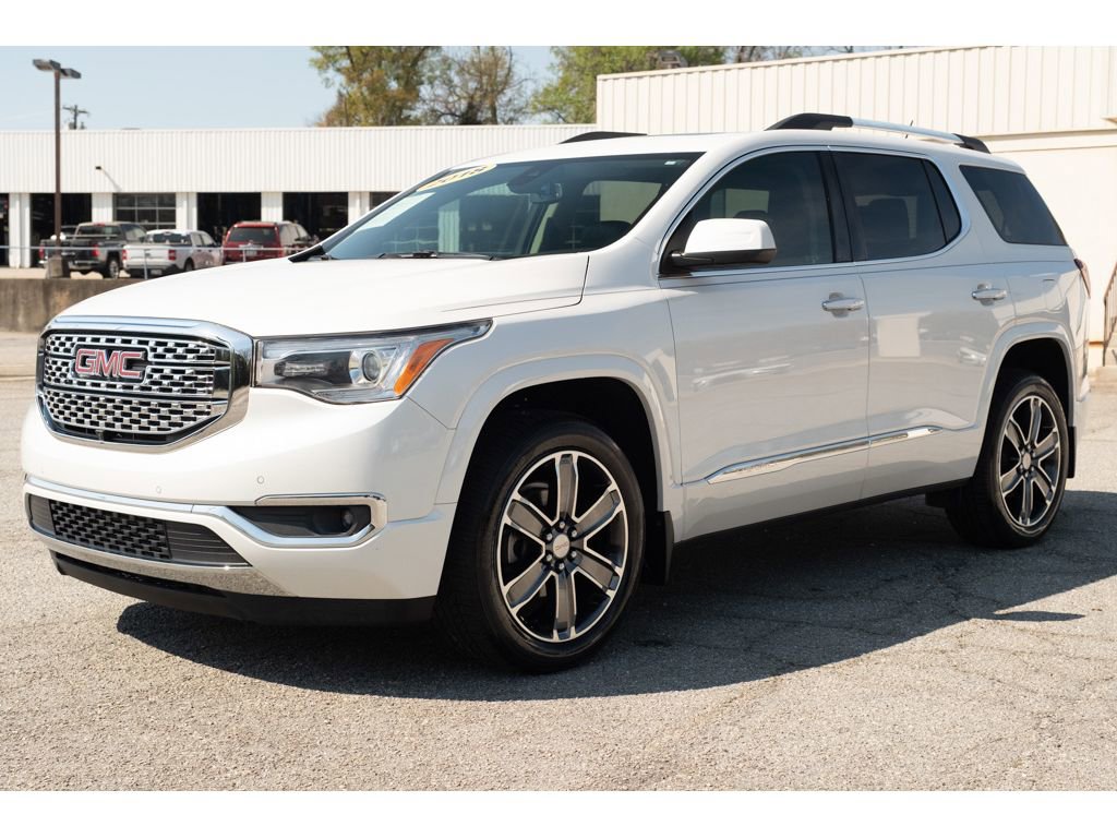 Used 2018 GMC Acadia Denali w/ Technology Package image 4