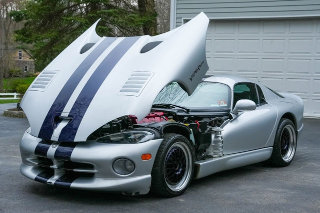 Used 1998 Dodge Viper GTS RWD image 18