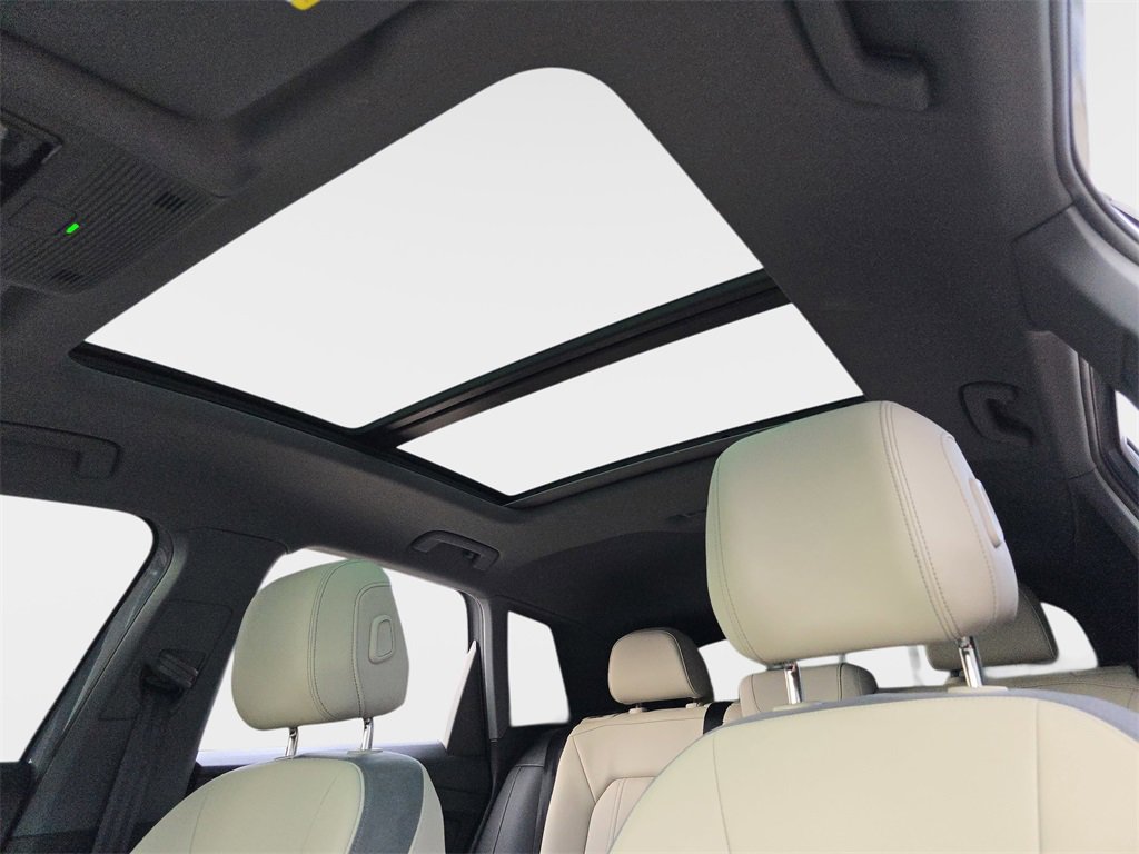 Certified 2024 Audi Q4 e-tron Premium image 30