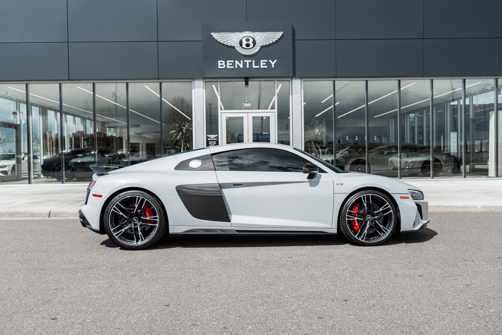 Used 2022 Audi R8 V10 performance image 14