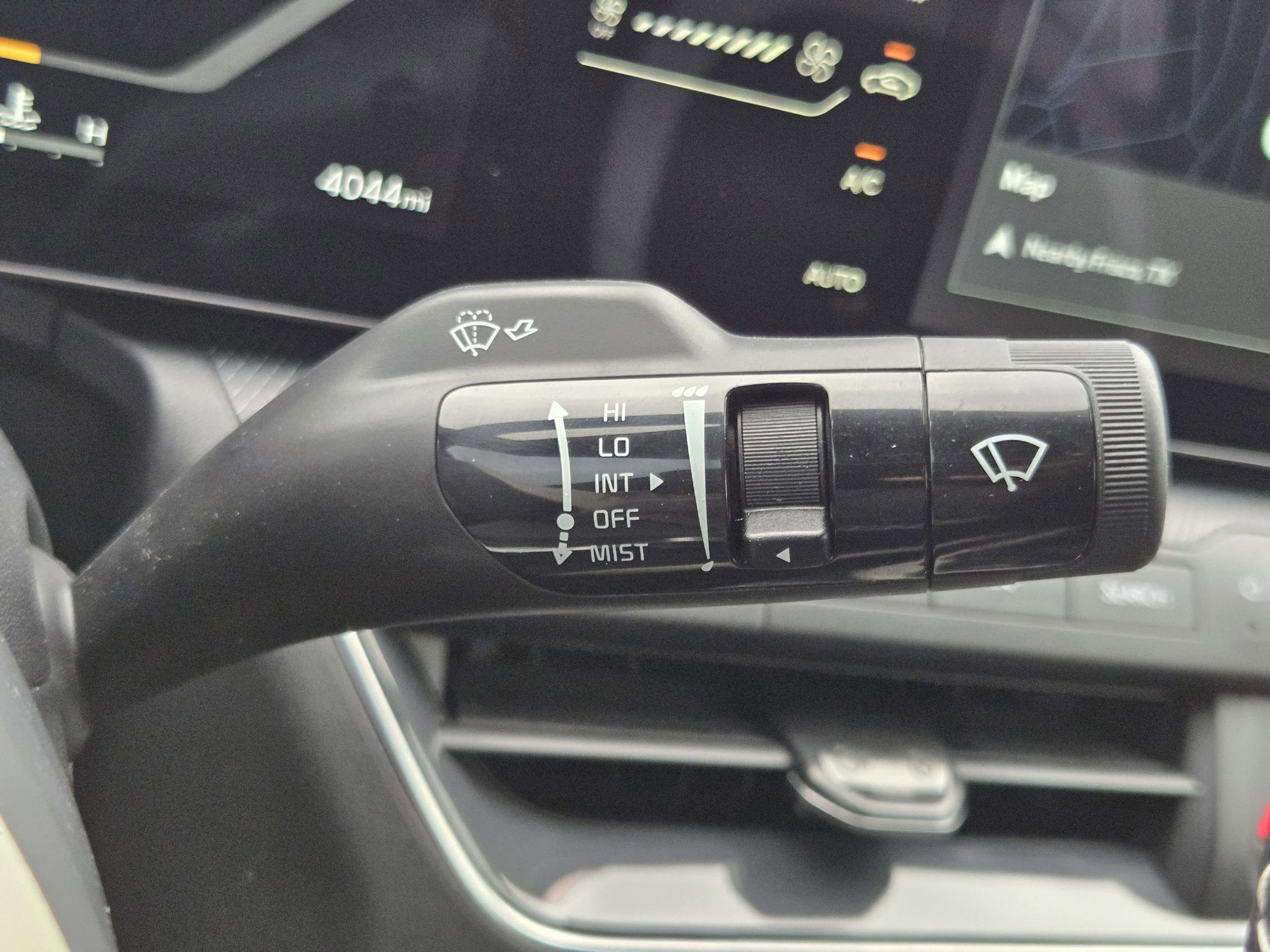 Used 2025 Kia K4 GT-Line w/ GT-Line Premium Package FWD image 17