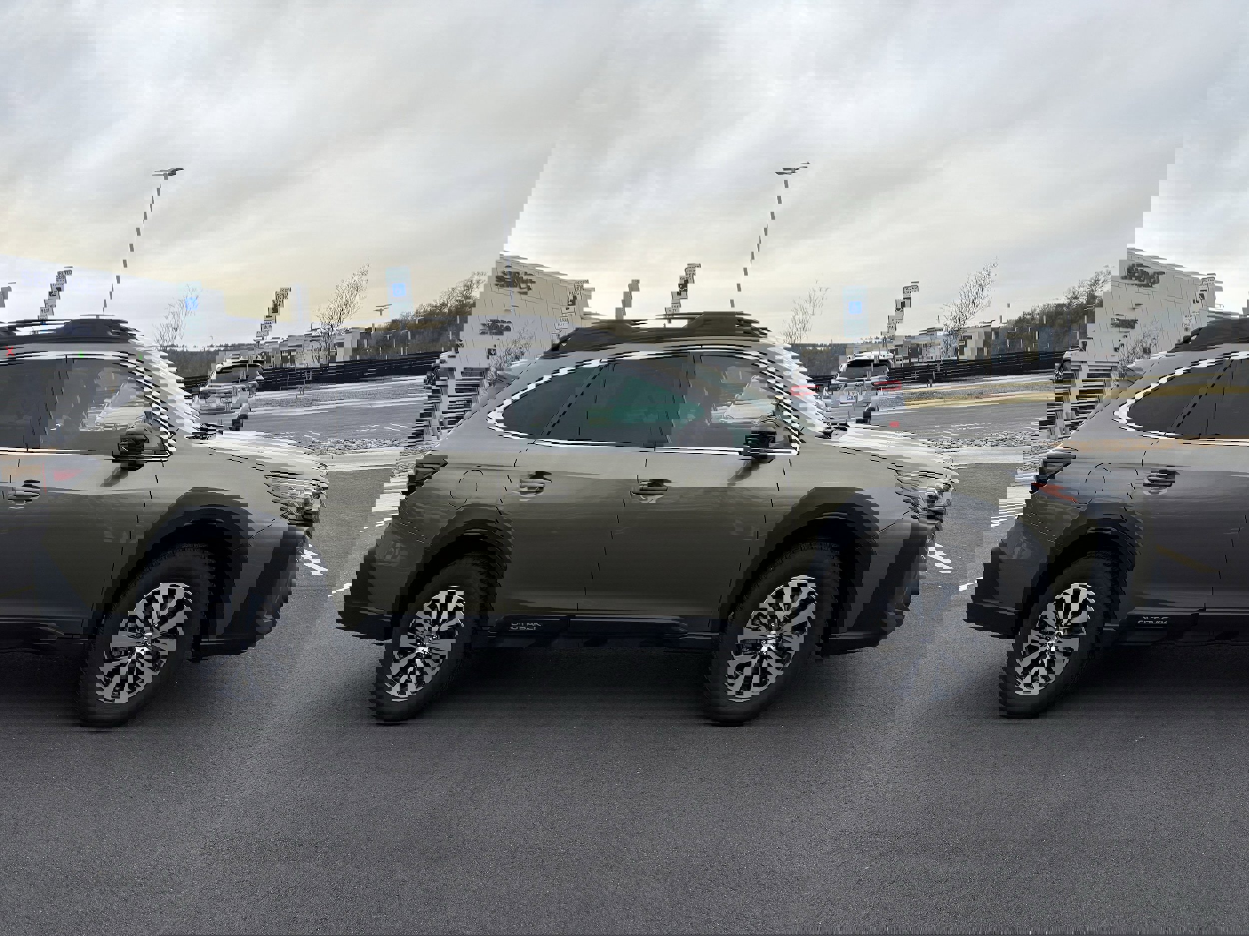 Certified 2025 Subaru Outback Premium w/ Popular Package #1 image 7