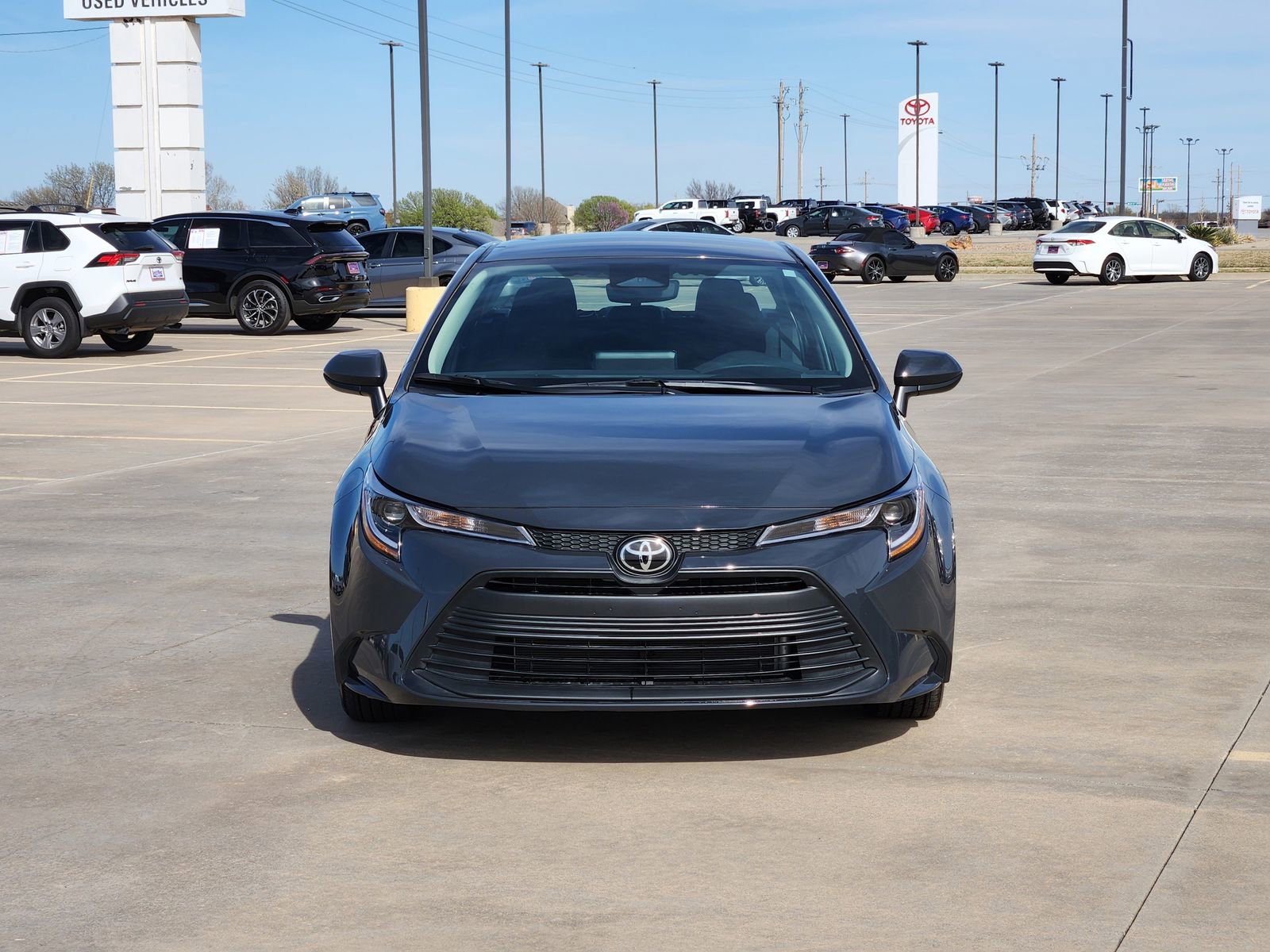 Used 2026 Toyota Corolla LE image 6