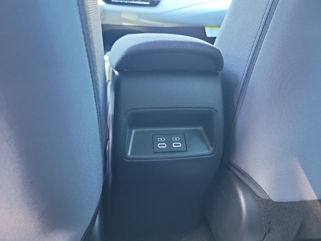 Used 2026 Toyota Corolla SE FWD image 11