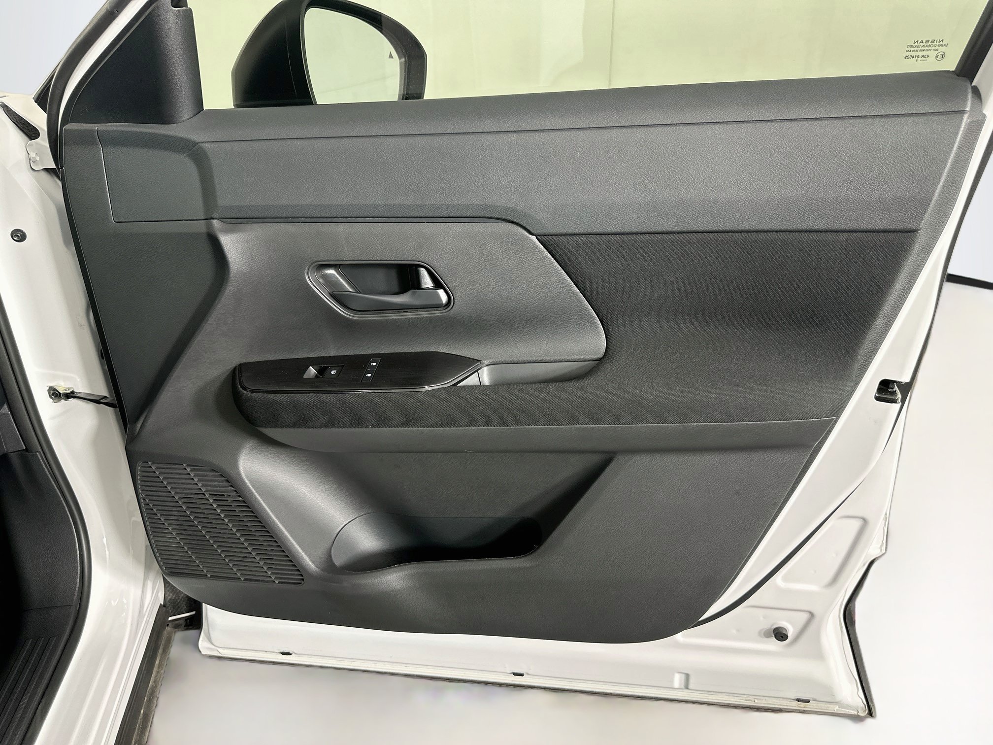 Used 2025 Nissan Kicks S FWD image 29