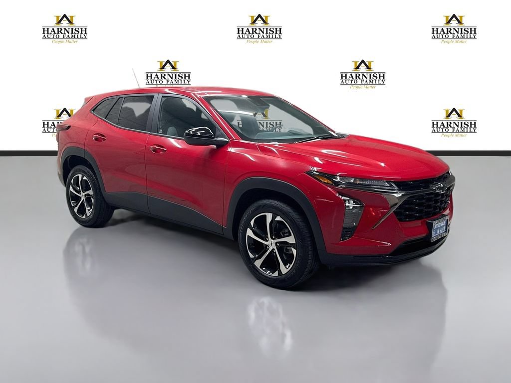New 2026 Chevrolet Trax RS w/ Driver Confidence Package FWD image 4
