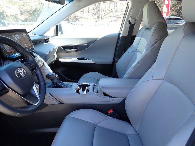 Certified 2023 Toyota Venza XLE image 10