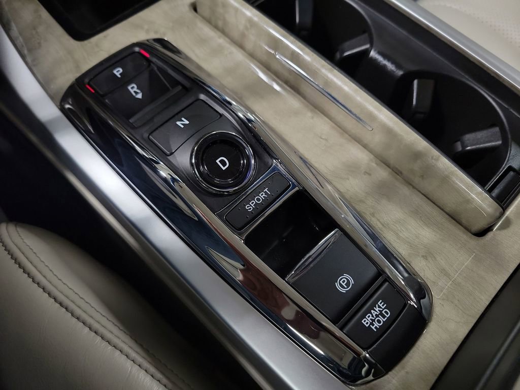 Used 2019 Acura RLX Sport Hybrid w/ Advance Pkg image 16