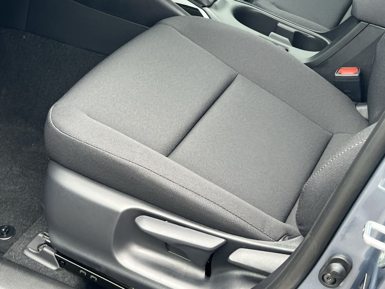 New 2026 Toyota Corolla LE FWD image 8