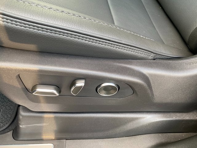New 2026 GMC Sierra 1500 Denali w/ Denali Reserve Package image 17