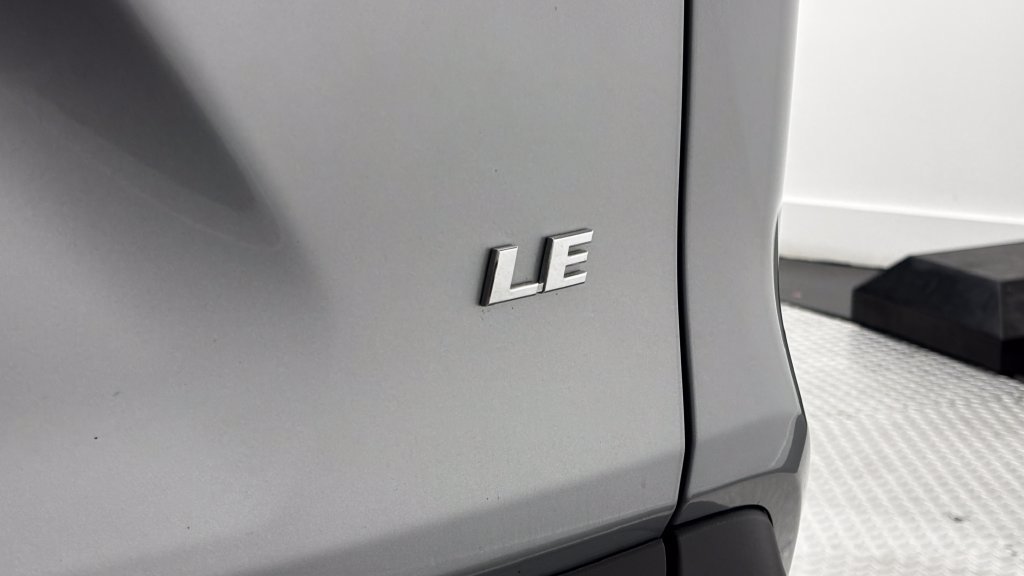 Certified 2025 Toyota RAV4 LE FWD image 9