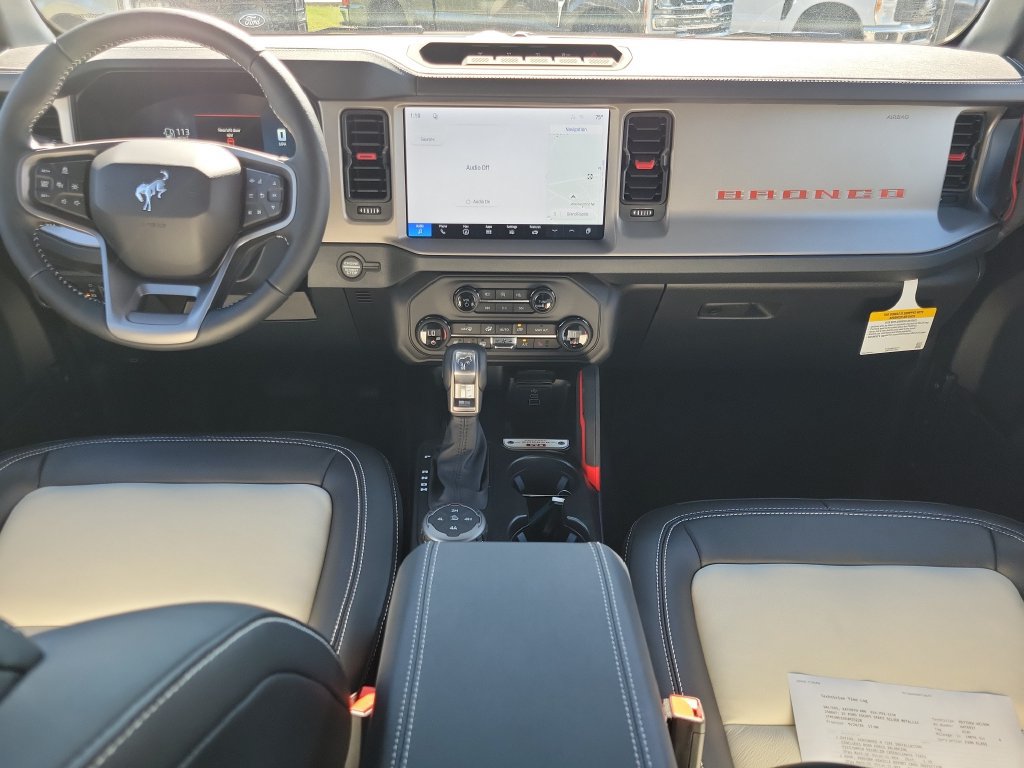 New 2026 Ford Bronco Outer Banks w/ Sasquatch Package AWD/4WD image 13