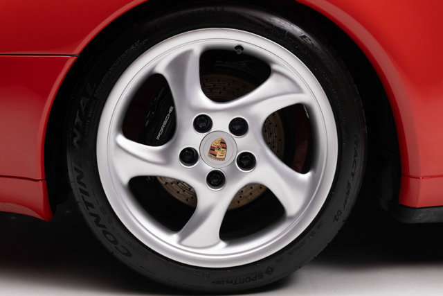 Used 1995 Porsche 911 Carrera RWD image 31