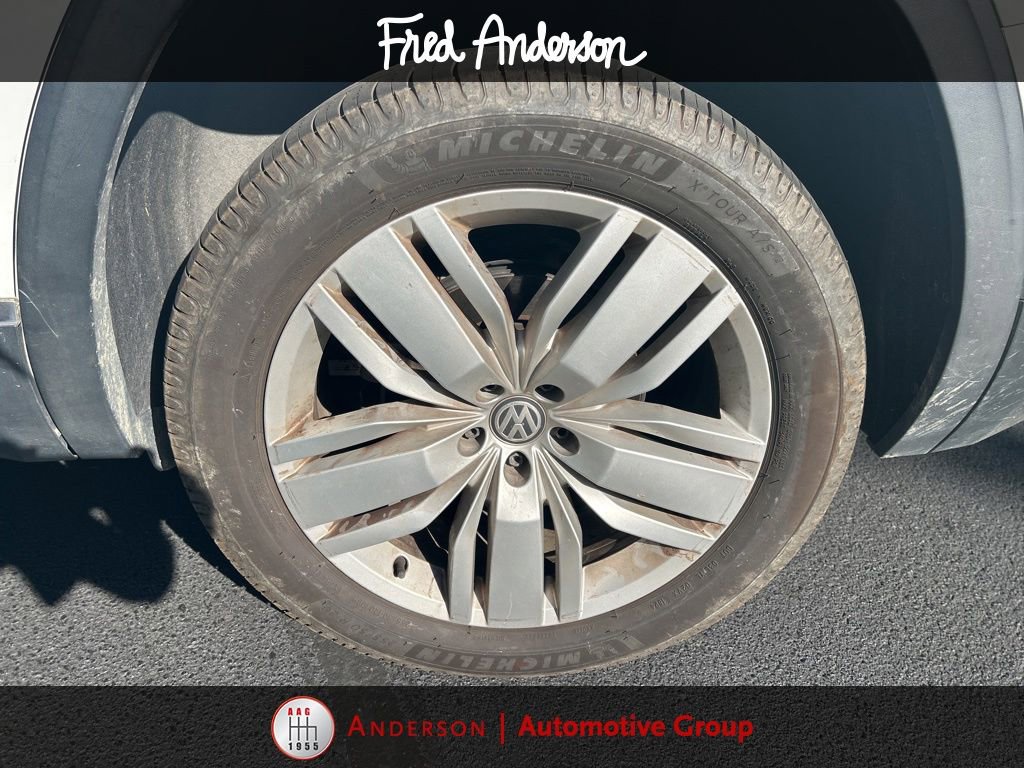 Used 2018 Volkswagen Atlas SEL Premium AWD/4WD image 17