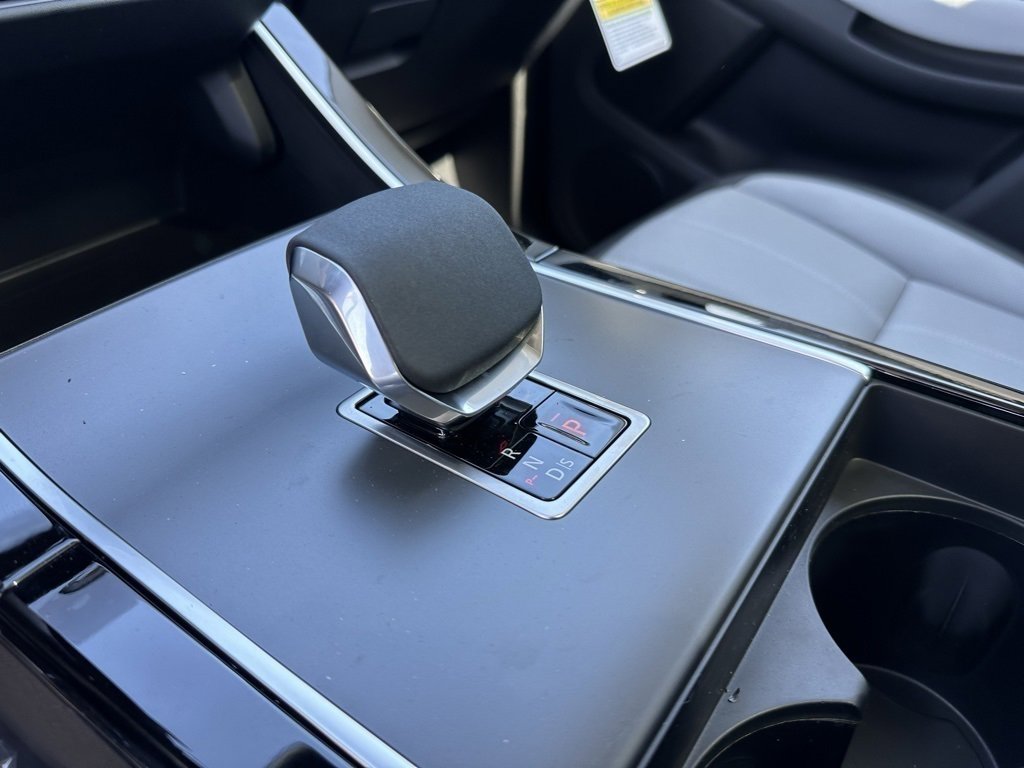 Used 2024 Land Rover Range Rover Evoque Dynamic SE image 22