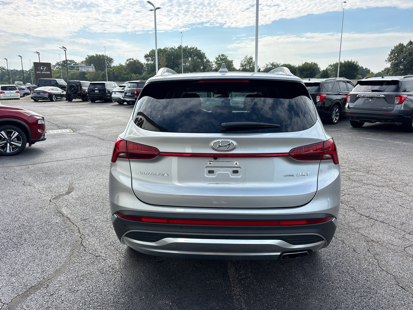 Used 2022 Hyundai Santa Fe Limited w/ Cargo Package AWD/4WD image 6