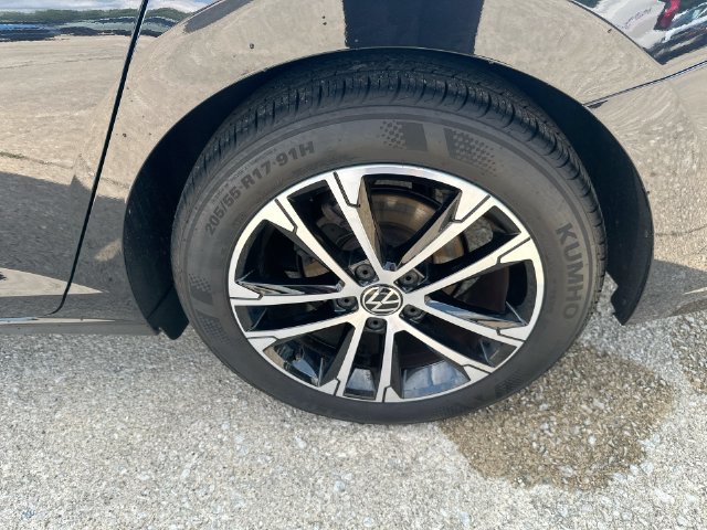 Used 2025 Volkswagen Jetta Sport FWD image 53