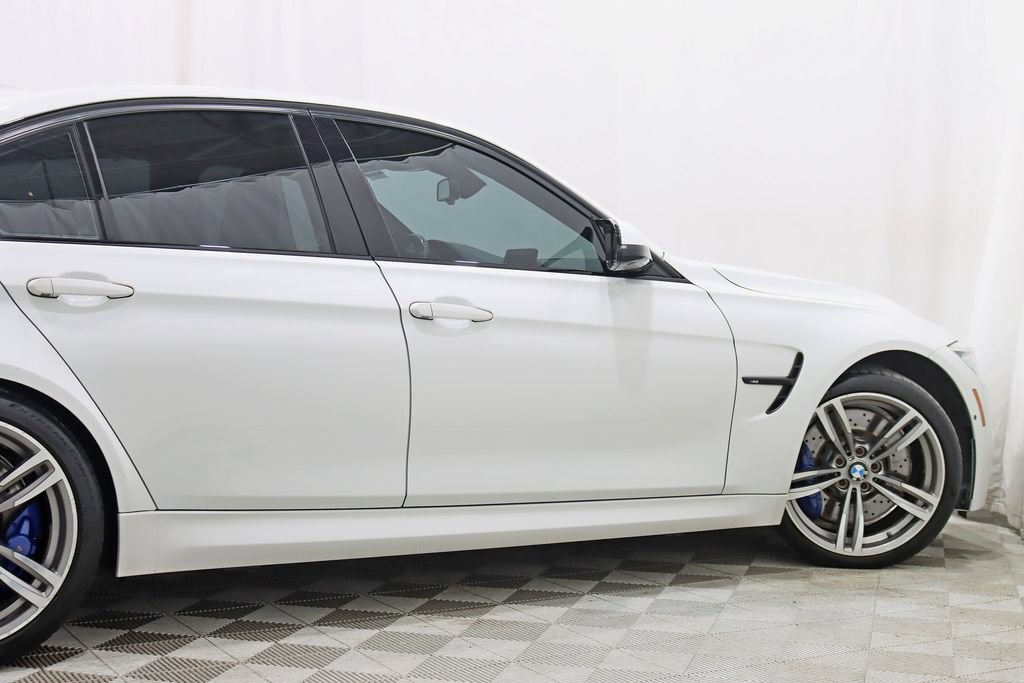 Used 2016 BMW M3 RWD image 9