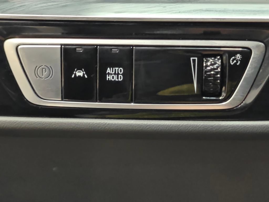 Used 2024 Cadillac Lyriq Tech RWD image 50