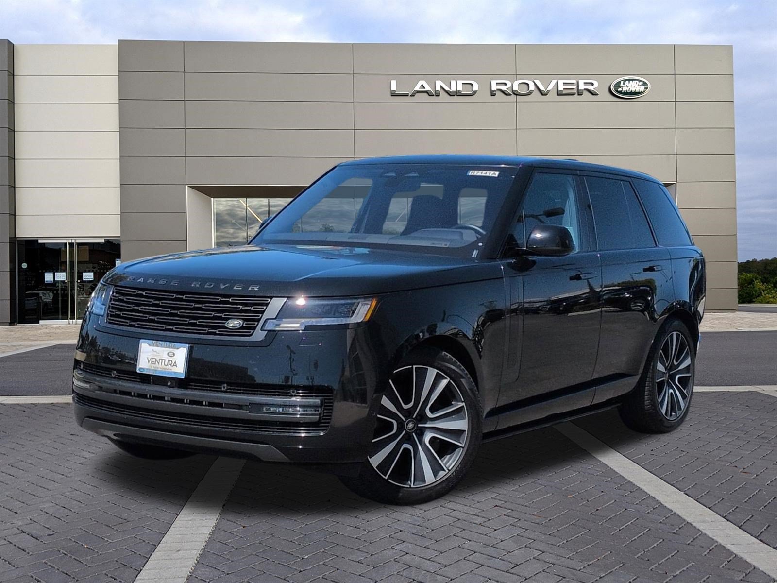 Certified 2023 Land Rover Range Rover SE AWD/4WD image 1