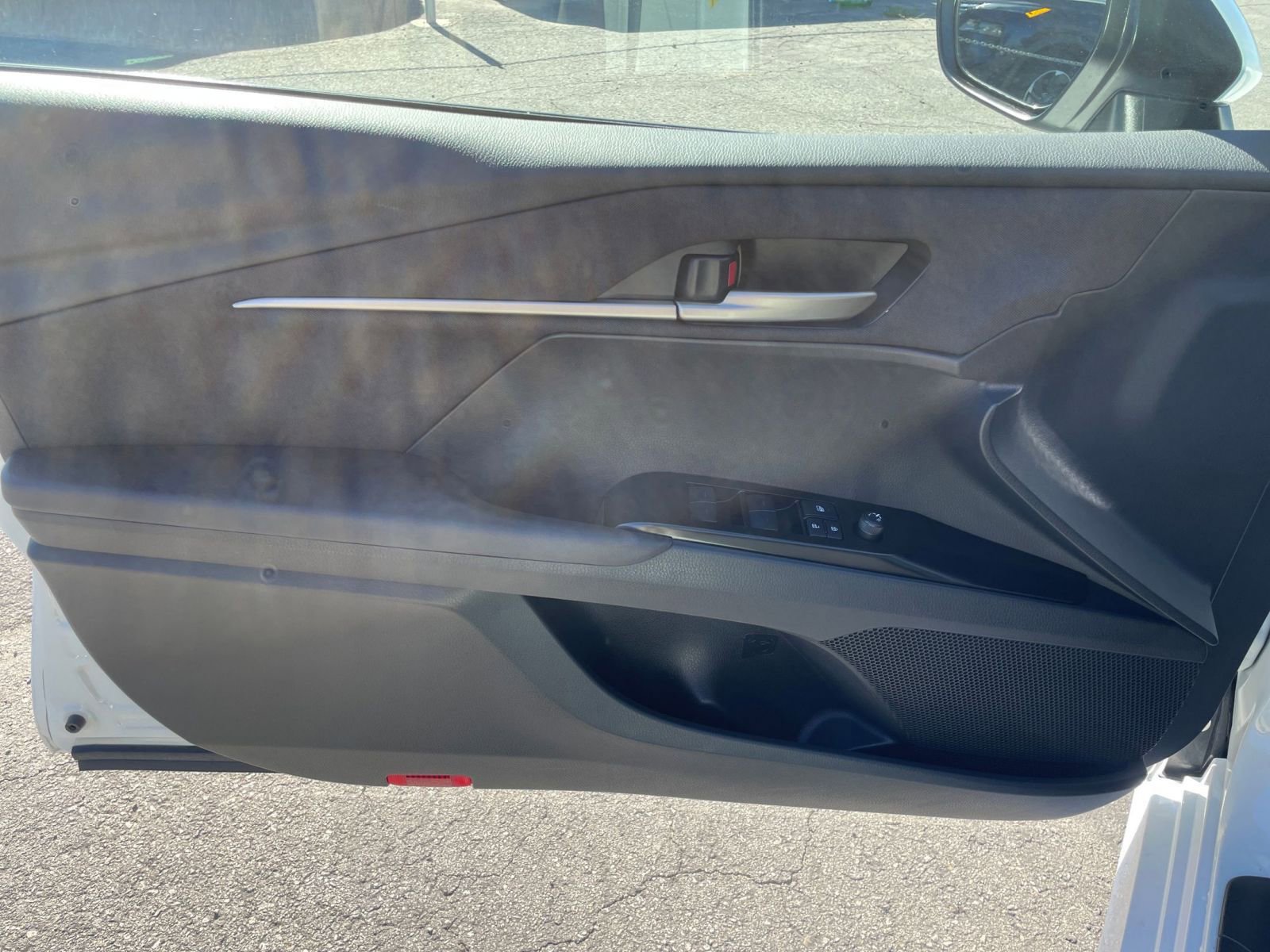 Used 2025 Toyota Camry LE image 20