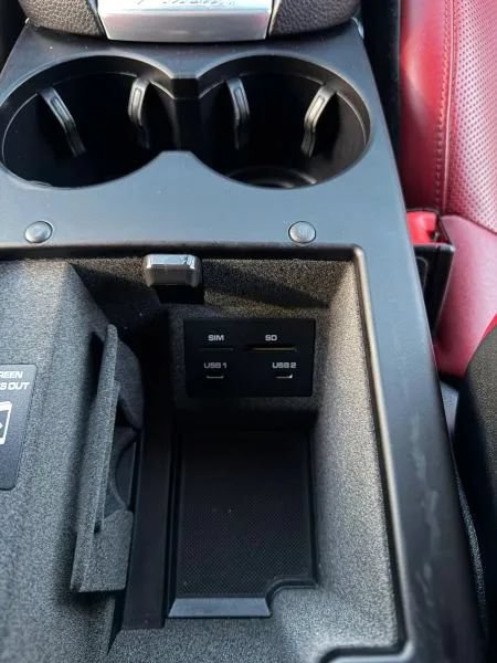 Used 2023 Porsche Macan AWD/4WD image 39