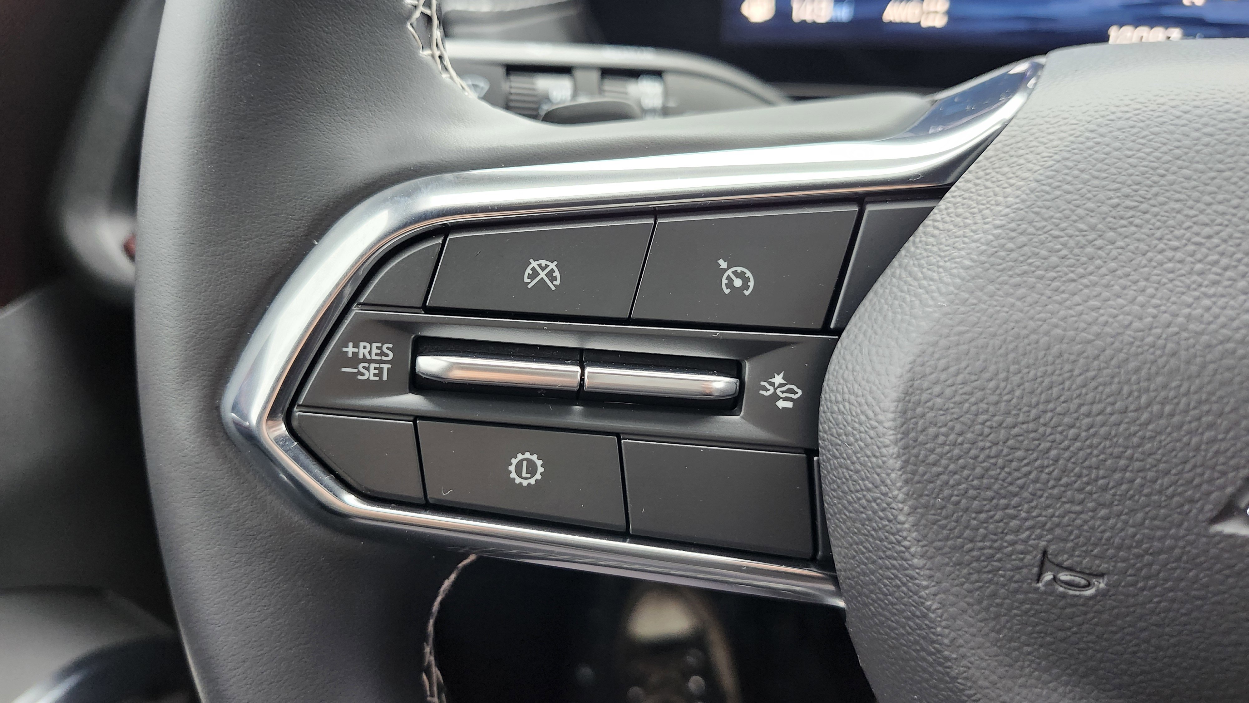 Used 2025 Chevrolet Traverse Z71 w/ LPO, Floor Liner Package image 38