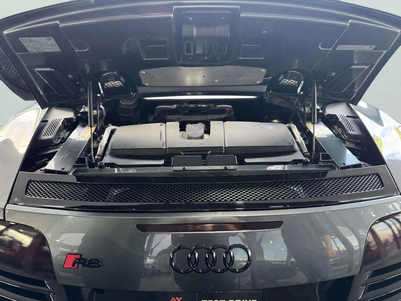 Used 2014 Audi R8 V10 AWD/4WD image 50