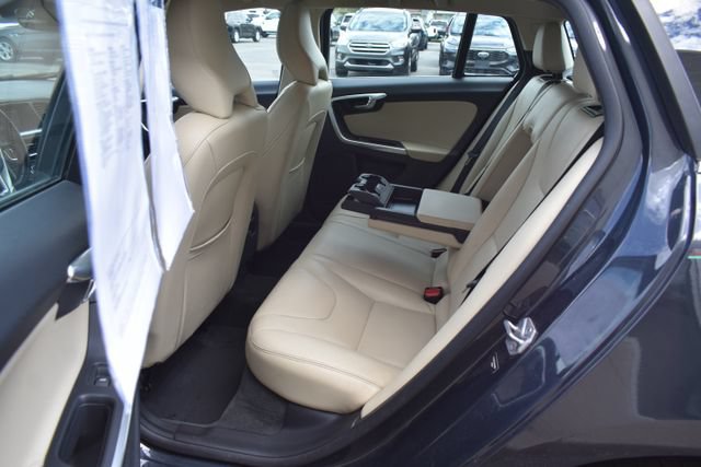 Used 2016 Volvo V60 T5 Premier FWD image 33