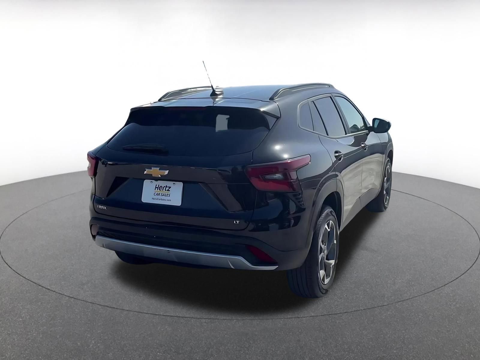 Used 2025 Chevrolet Trax LT image 15