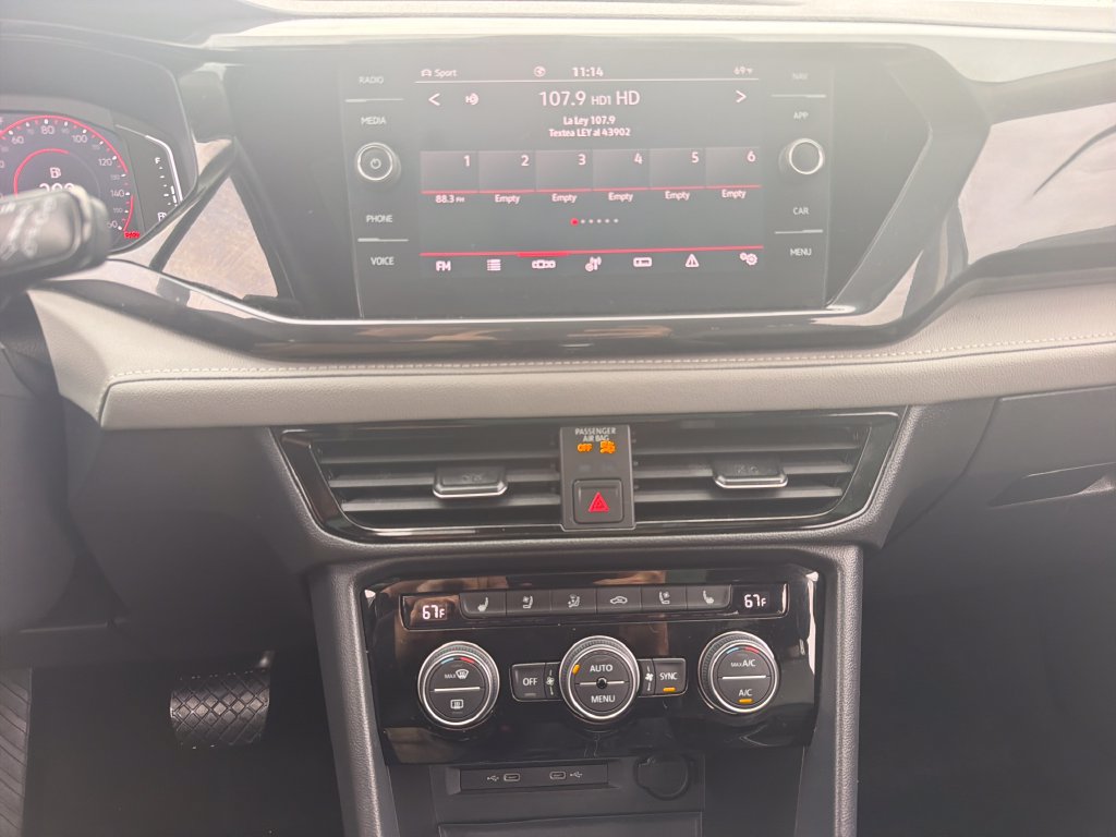 Certified 2022 Volkswagen Taos SEL AWD/4WD image 15