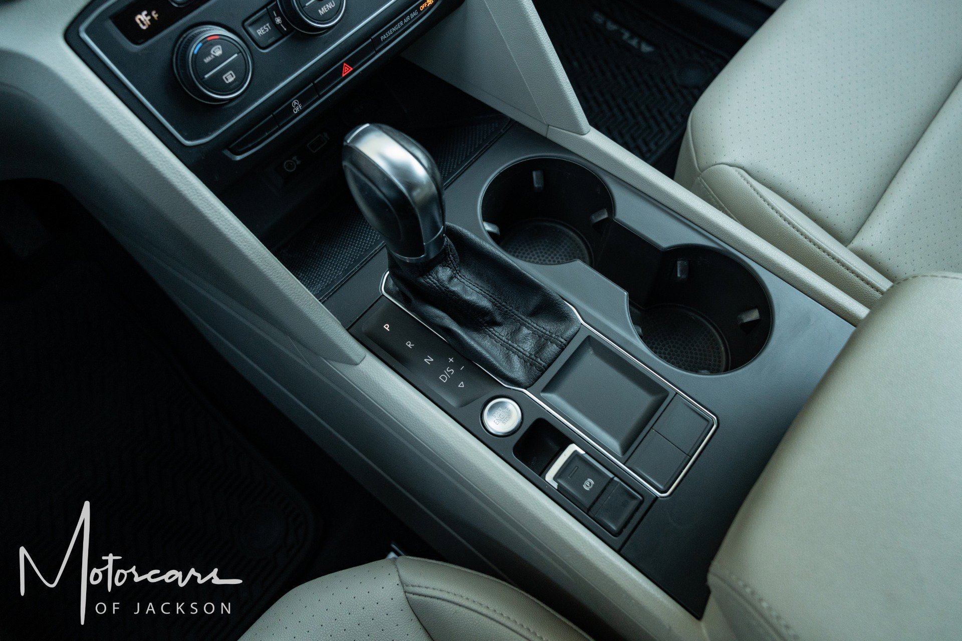 Used 2019 Volkswagen Atlas SE w/ Towing Package image 31