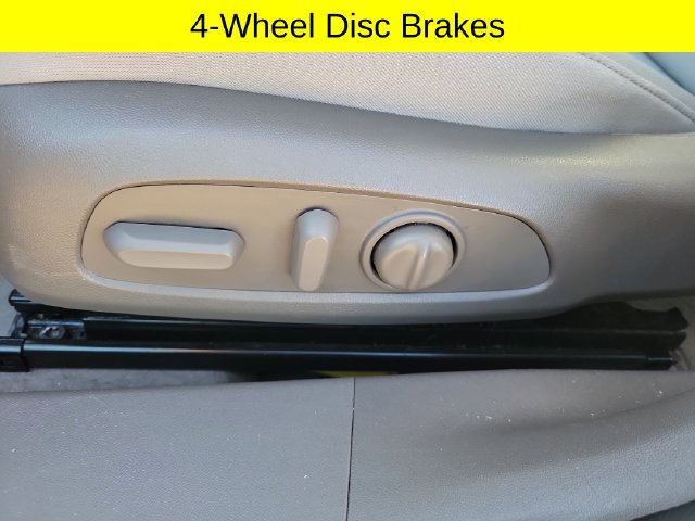 Used 2025 Chevrolet Malibu LT FWD image 23