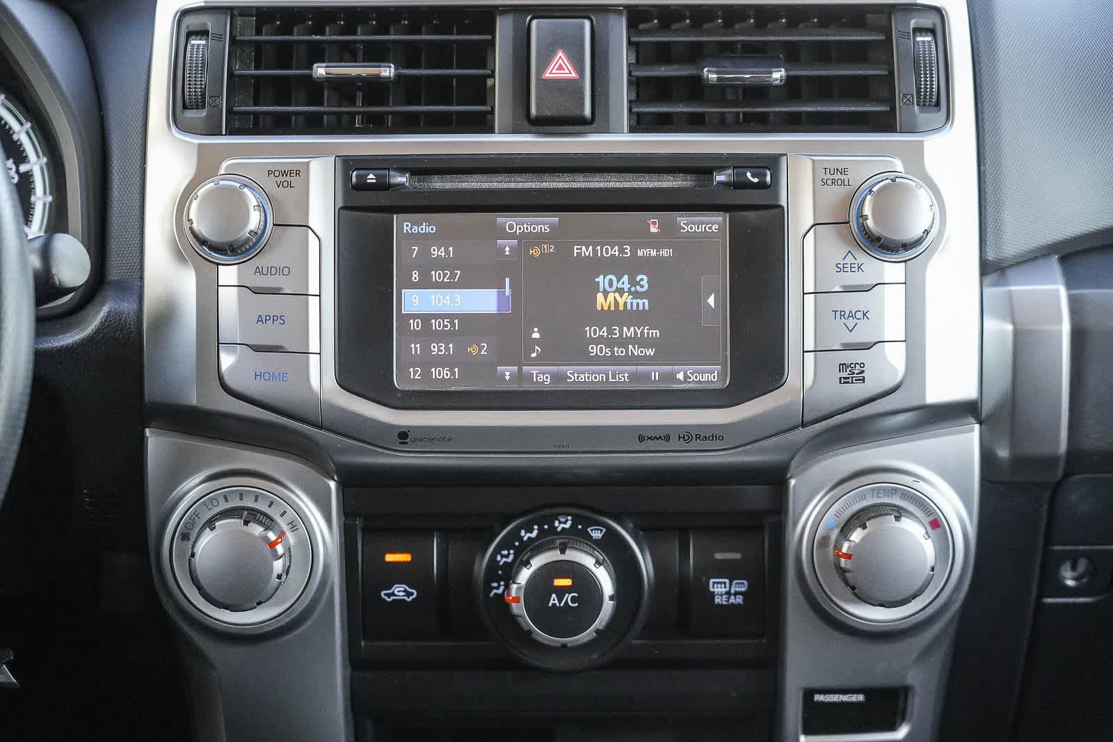 Used 2018 Toyota 4Runner SR5 RWD image 12