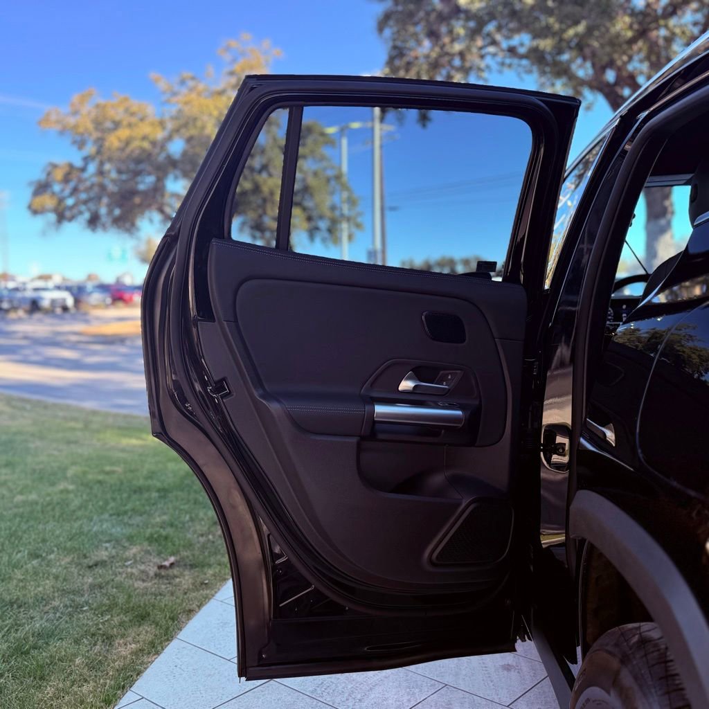 Used 2025 Mercedes-Benz GLA 250 w/ Exclusive Package image 28