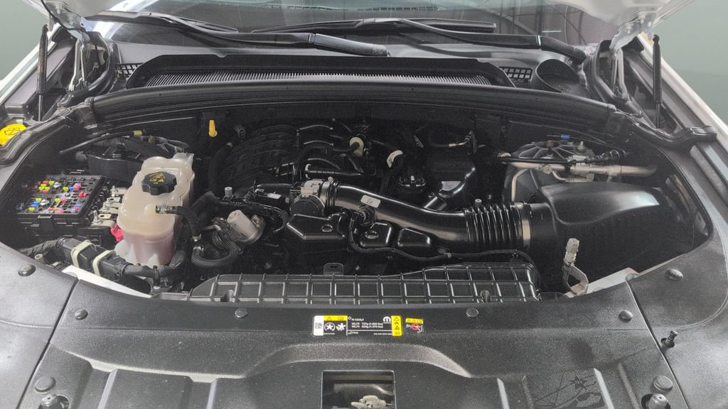 Used 2024 Jeep Grand Cherokee Summit AWD/4WD image 26
