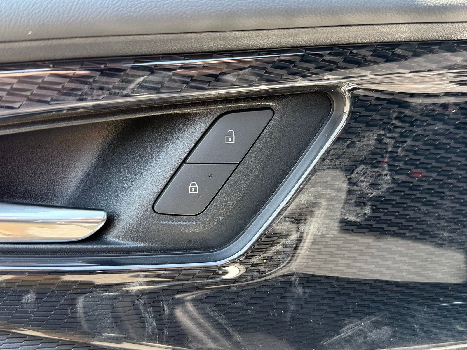 New 2025 Chevrolet Blazer EV LT w/ Super Cruise Package image 40