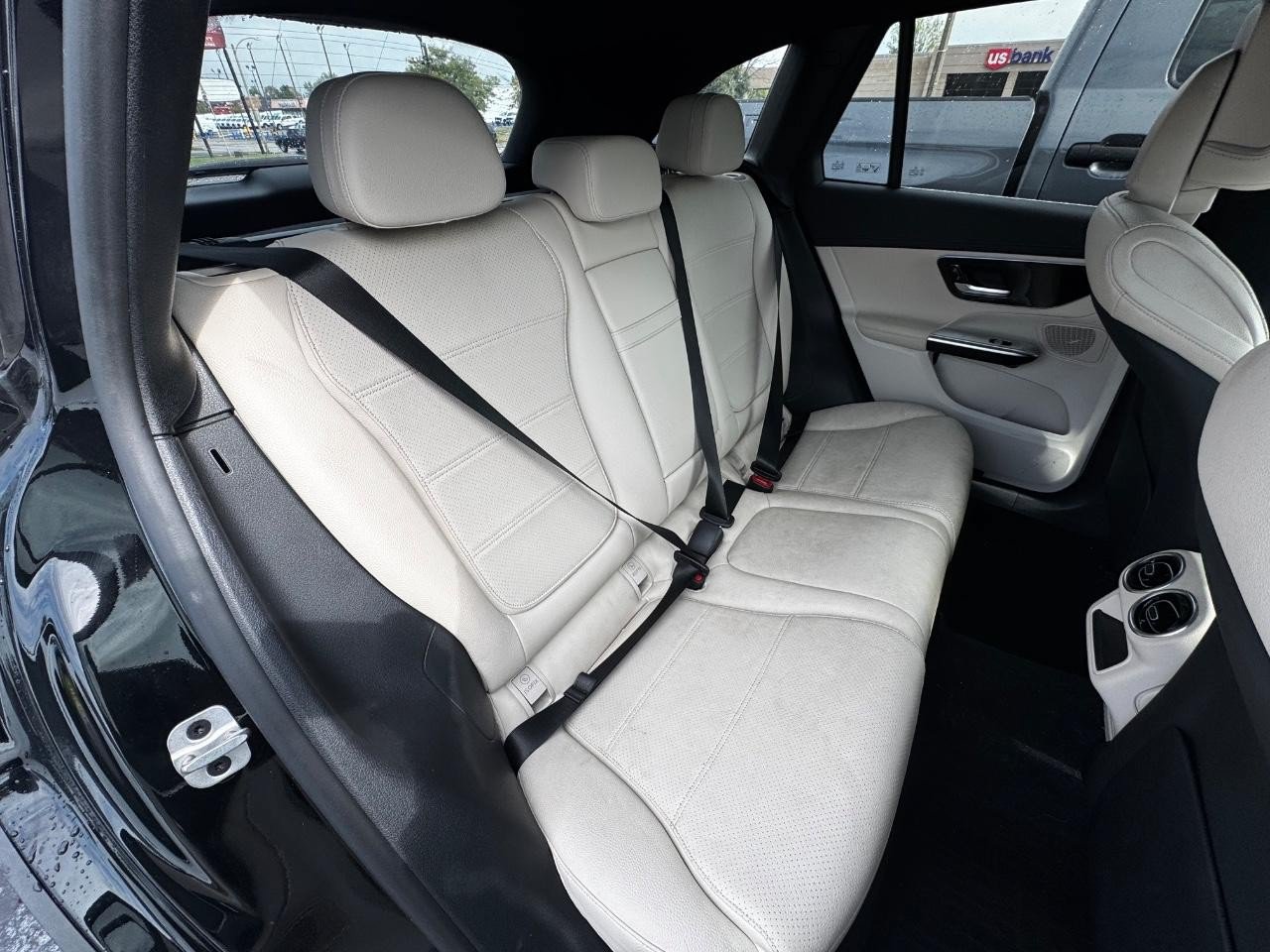 Used 2019 Mercedes-Benz GLC 300 4MATIC image 6
