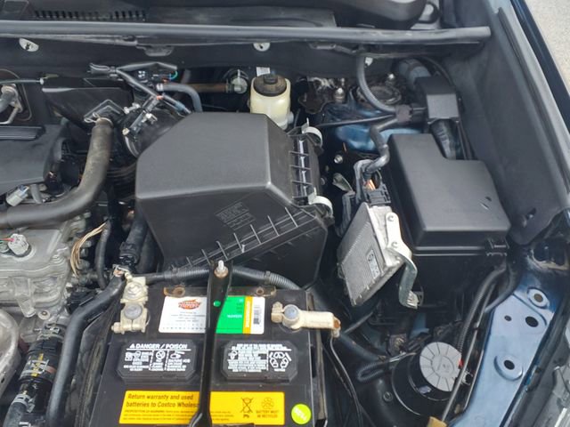 Used 2017 Toyota RAV4 Limited image 16