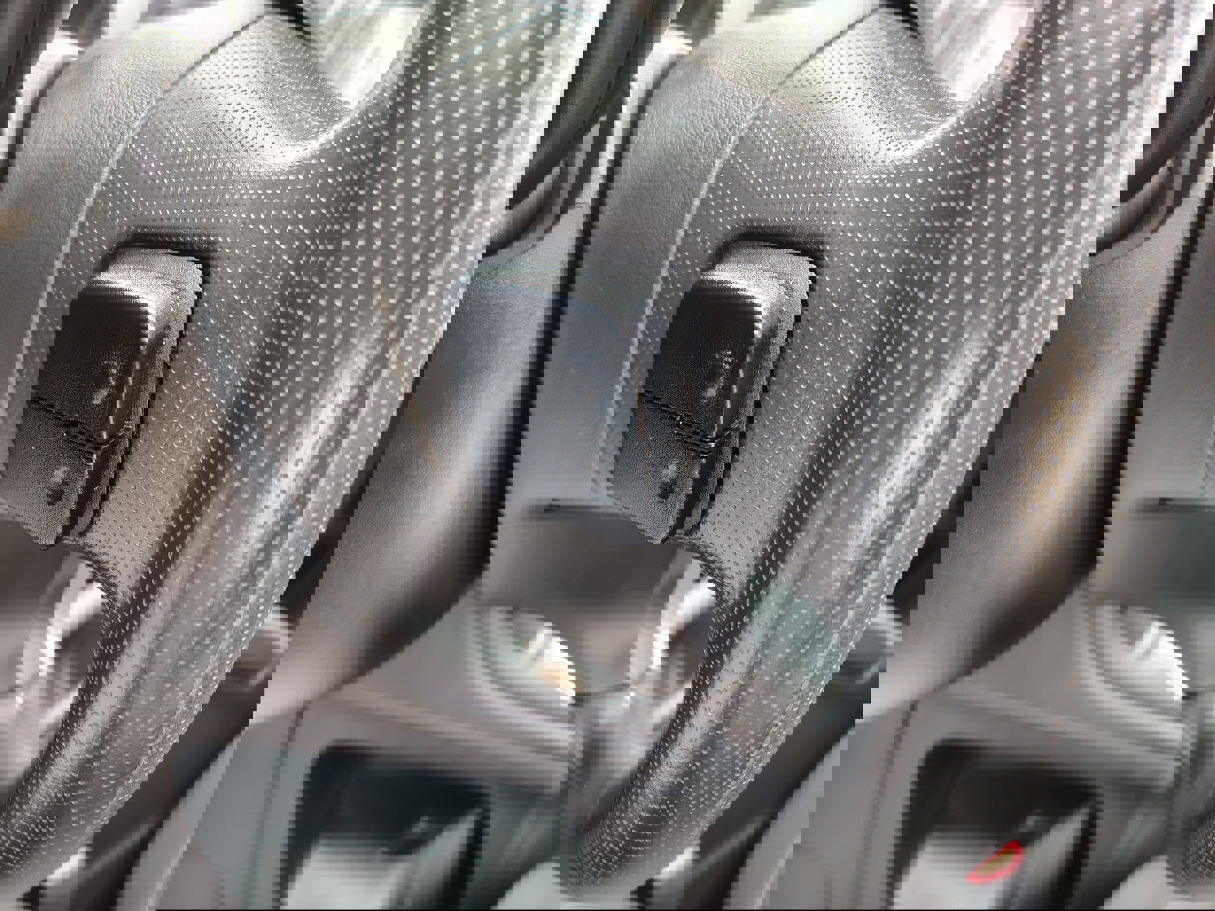 Used 2023 GMC Acadia SLE w/ Driver Convenience Package image 26