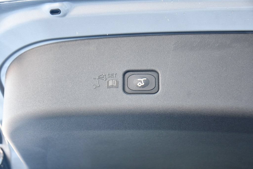 Used 2026 Lincoln Nautilus Premier w/ Equipment Group 102A AWD/4WD image 20