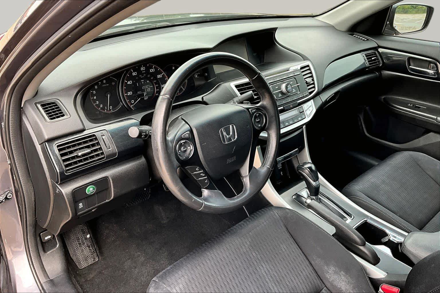 Used 2013 Honda Accord Sport image 16