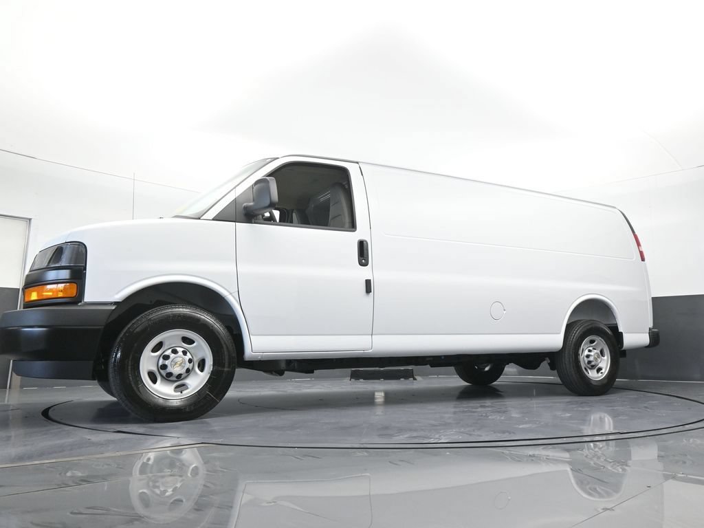 New 2026 Chevrolet Express 2500 Extended w/ Driver Convenience Package RWD image 53
